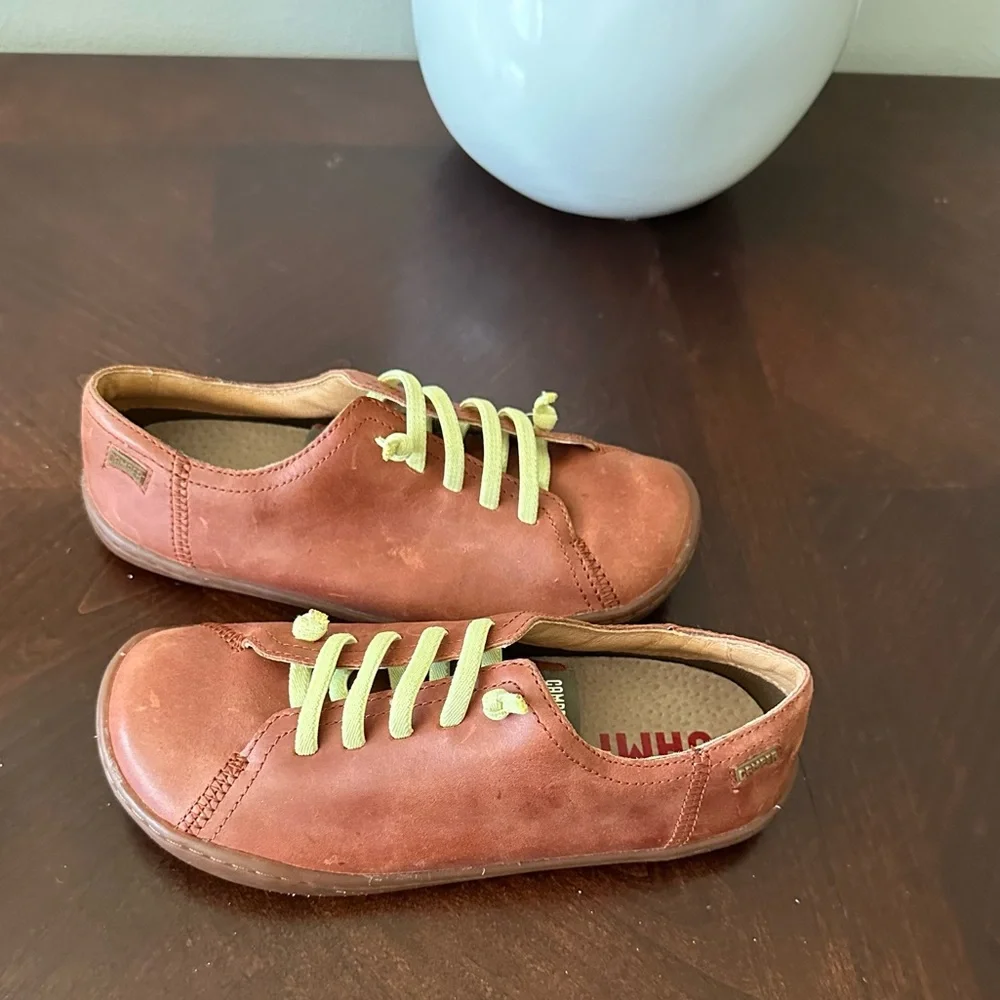 New CAMPER Boys/Girls Full-grain Leather Lace-up Shoes. Size 32 Made in Vietnam